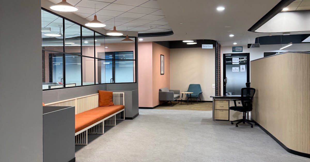 Selecting the Right Cleaning Products for Dusting and Sanitisation